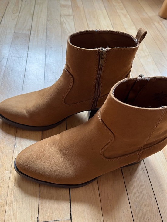 Old Navy Camel Suede-Look Ankle Booties - Picture 3 of 8